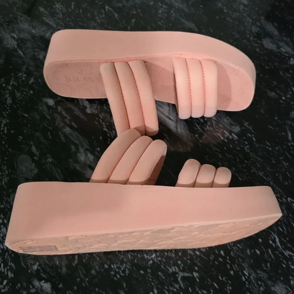 BRAND NEW ROXY TOTALLY TUBULAR WEDGE WOMEN'SSANDALS